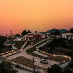 Avraam Sunset With Private Pools 别墅 *
