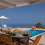 Avraam Sunset With Private Pools * Kalamítsi