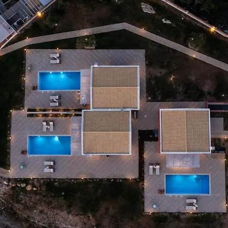 Avraam Sunset With Private Heated Pools By Imagine Lefkada *