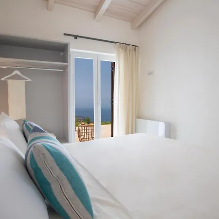 Vila Avraam Sunset With Private Pools Kalamítsi