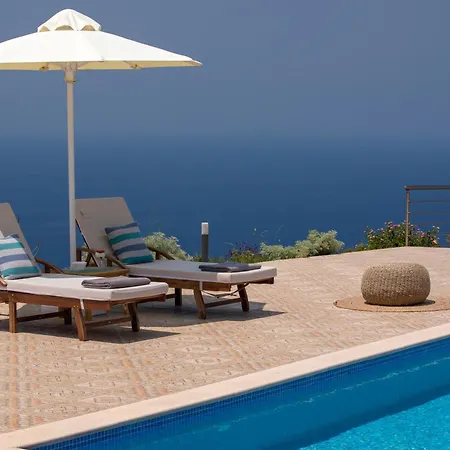 Avraam Sunset With Private Heated Pools