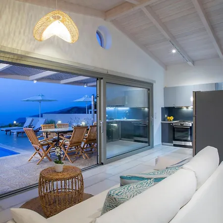 Avraam Sunset With Private Heated Pools By Imagine Lefkada * Kalamitsi (Lefkada)