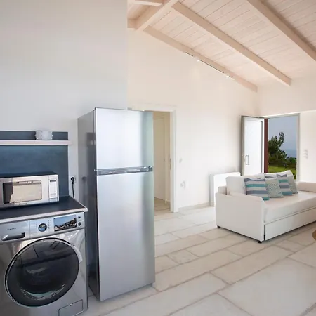 Avraam Sunset With Private Heated Pools By Imagine Lefkada Kalamitsi (Lefkada)
