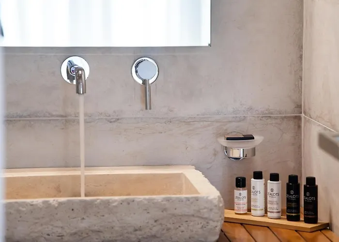 Avraam Sunset With Private Heated Pools