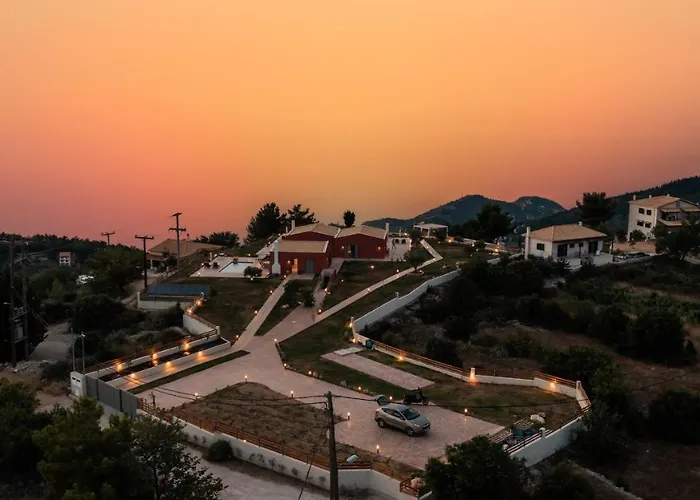 Avraam Sunset With Private Heated Pools Willa *