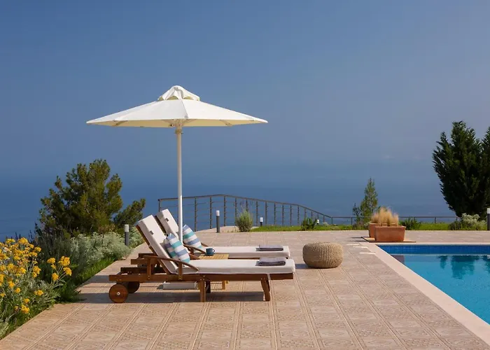 Avraam Sunset With Private Heated Pools Villa *