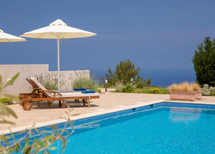 Avraam Sunset With Private Heated Pools Kalamítsi