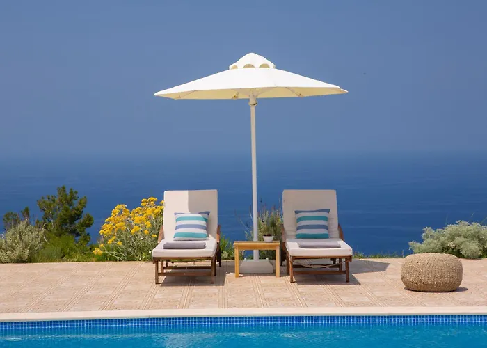 Avraam Sunset With Private Heated Pools